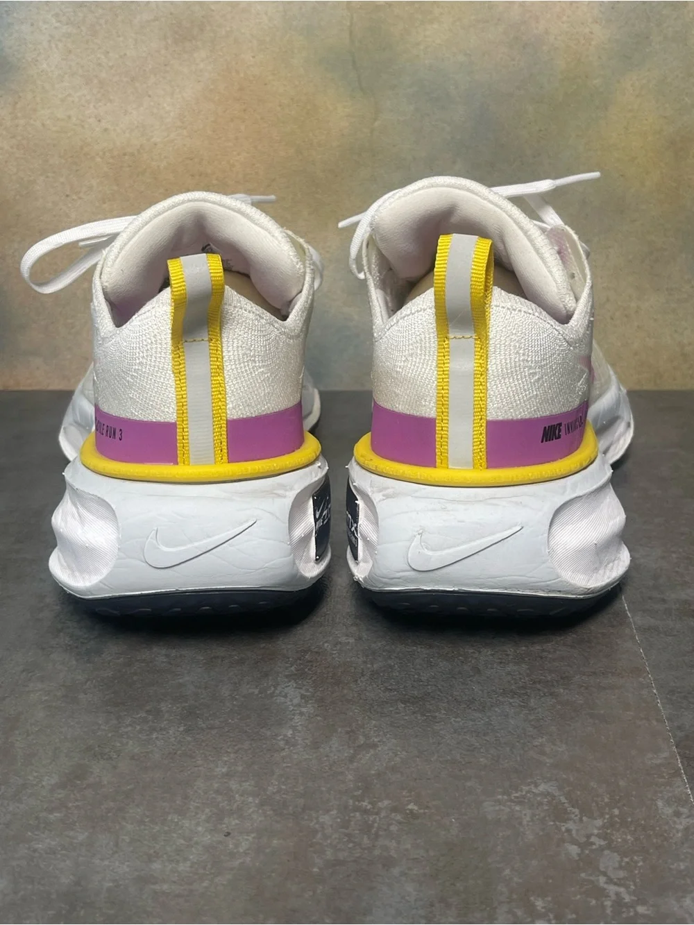 Nike ZoomX Invincible Run 3 Women’s White/Purple Sneakers Size 8.5